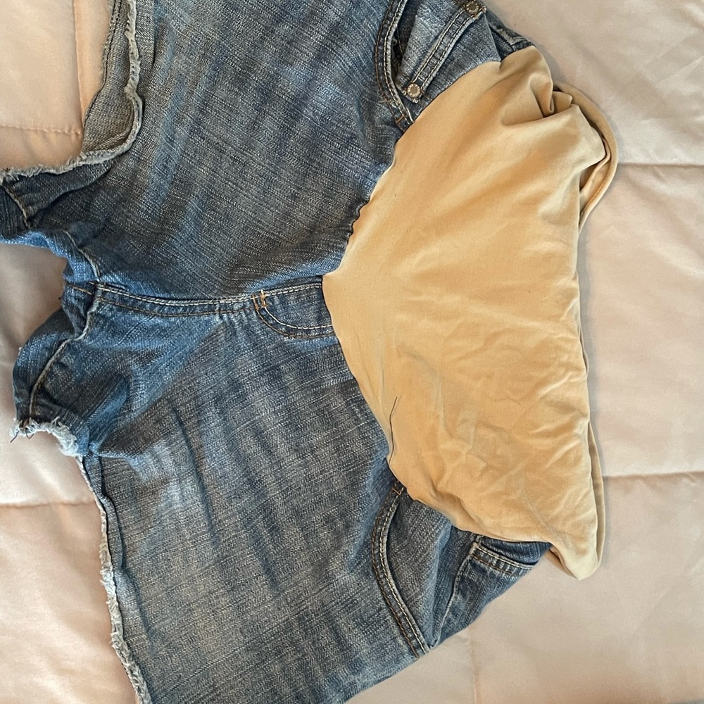 Woman’s Jean shorts